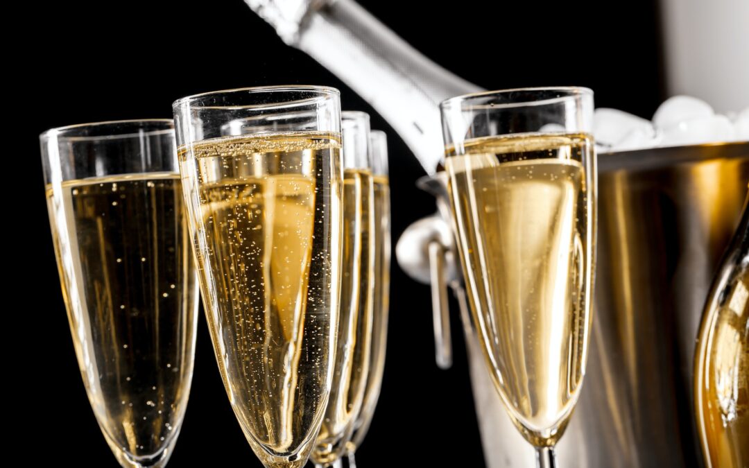 Le mystère de l’ascension rectiligne des bulles de champagne enfin élucidé